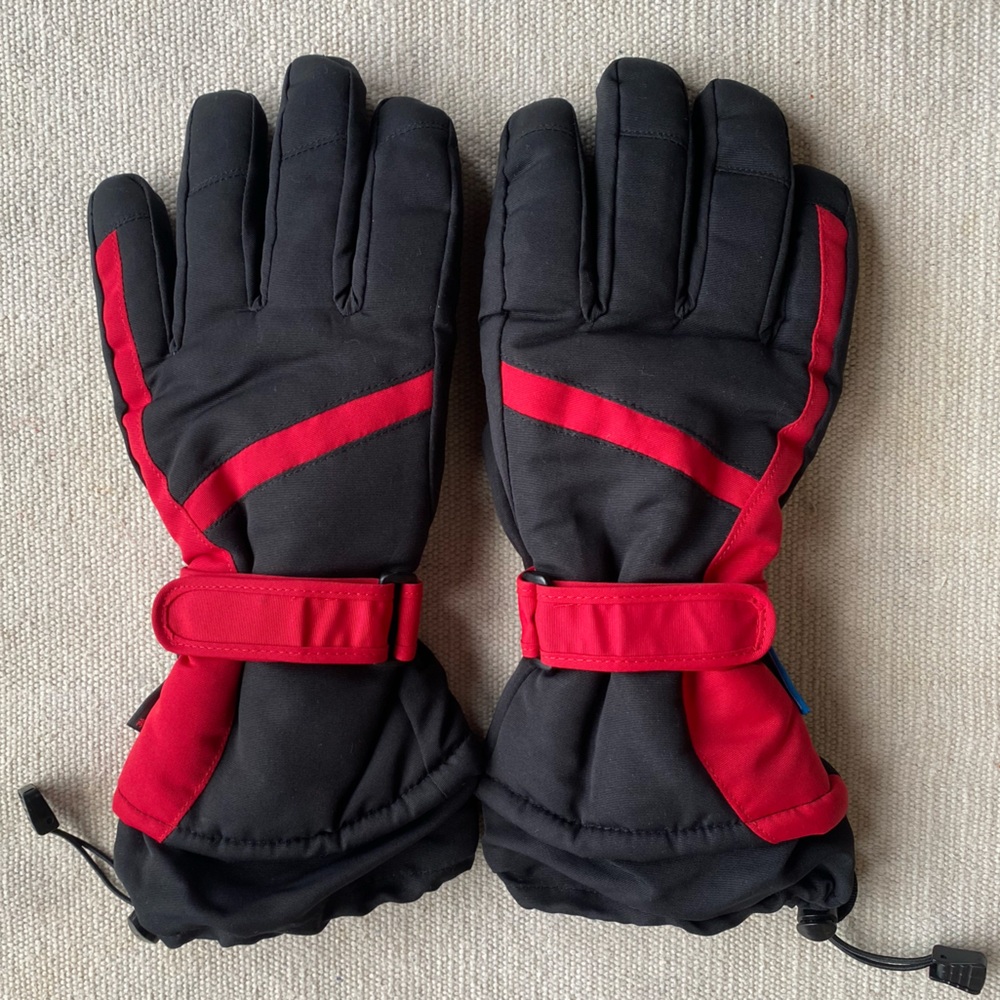 Fan-Tex Kids Red and Black Winter Gloves Thinsulate Insulation Velcro Size M
